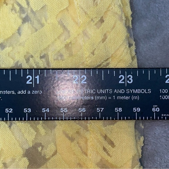 Lark Lane Yellow Hatch Pattern Button Down Sheer Blouse Cinch Hem Size 16 - Picture 5 of 8